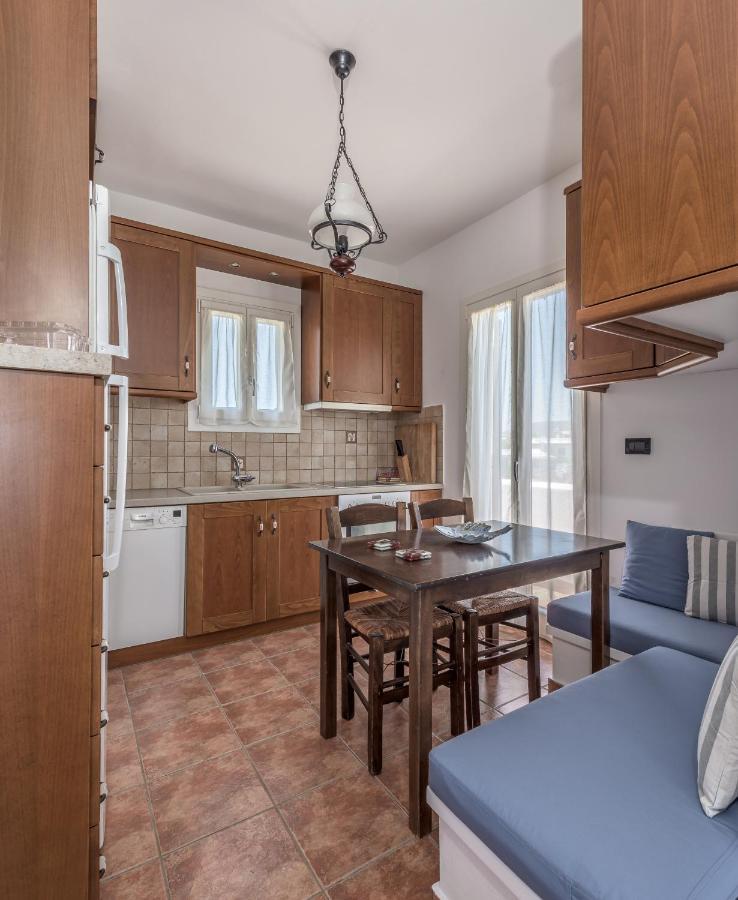 Akitos Maisonette Adamantas  Exterior photo